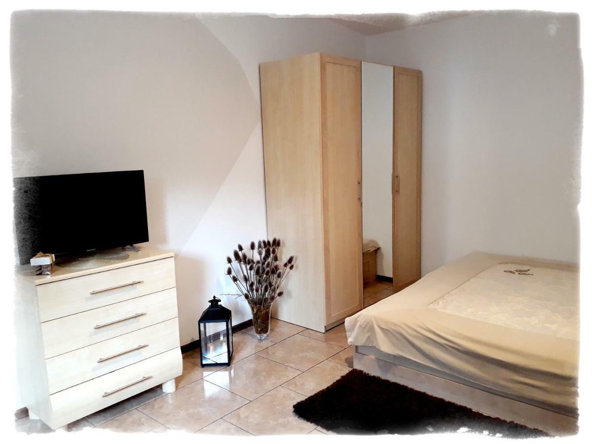 Pensjonat U Kasi Apartamento Węgorzewo Exterior foto