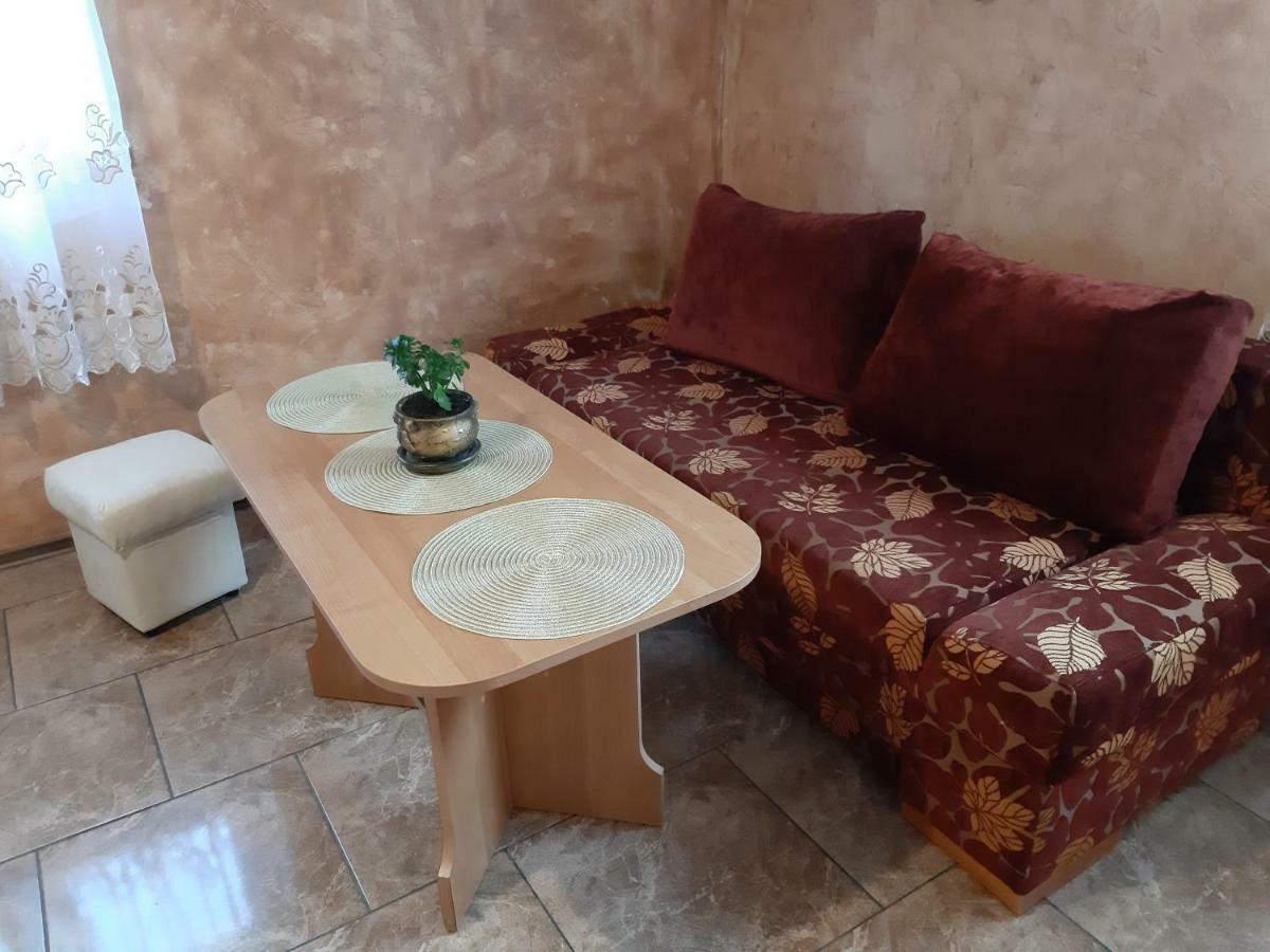 Pensjonat U Kasi Apartamento Węgorzewo Exterior foto